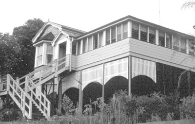 House on stilts — an Australian innovation. 