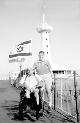 Leon and Judy Faitek at the aquarium in Eilat, Israel.