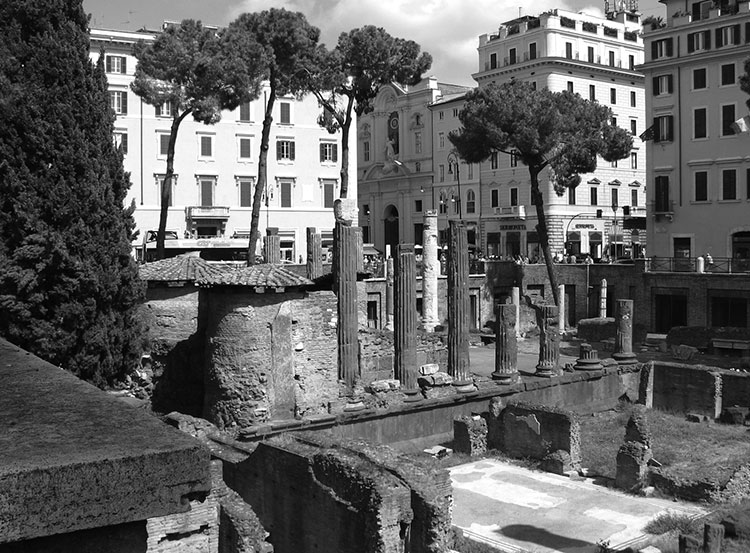 Largo di Torre Argentina