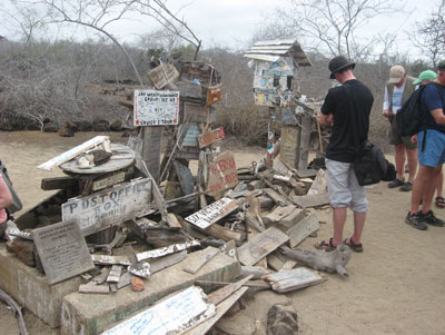 Visitors can stop to read the mail at Isla Santa Maria’s “post office.”