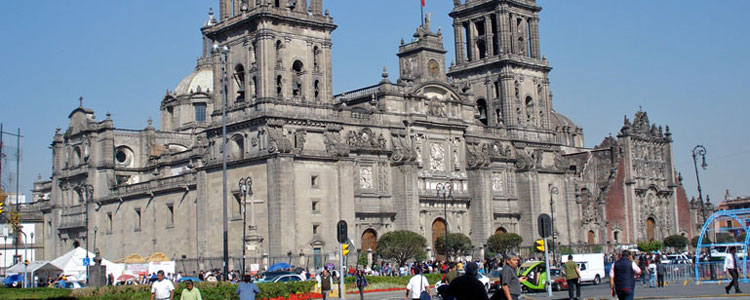 Metropolitan Cathedral on the Zócalo.