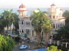 Many old Cuban mansions have been converted to paladares, privately owned high-end restaurants.