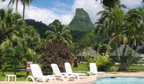 Swimming pool at Club Bali Hai Hotel, Moorea.