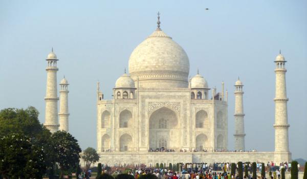 View of the famous Taj Mahal.