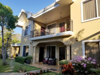 View of different rooms at Hotel Robledal in Costa Rica. Photos by Edna R.S. Alvarez